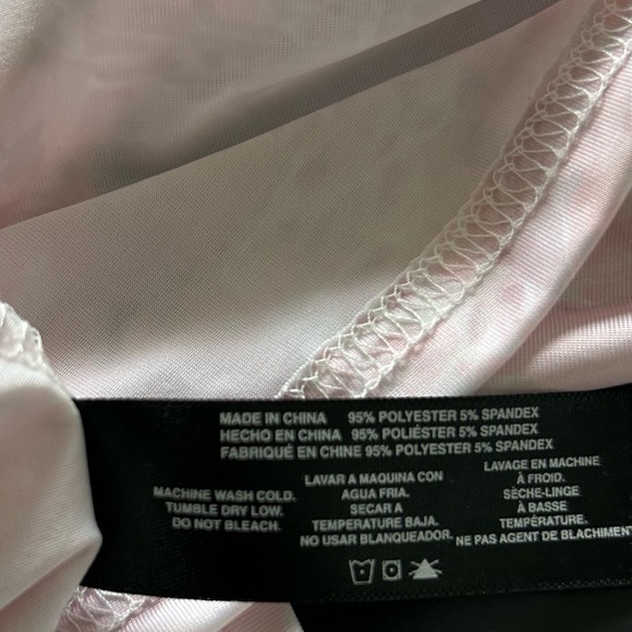 Women's Camisole and Shorts BCBGMaxazria Pink Lace Sleepwear Coquette Sz Med - Picture 8 of 9